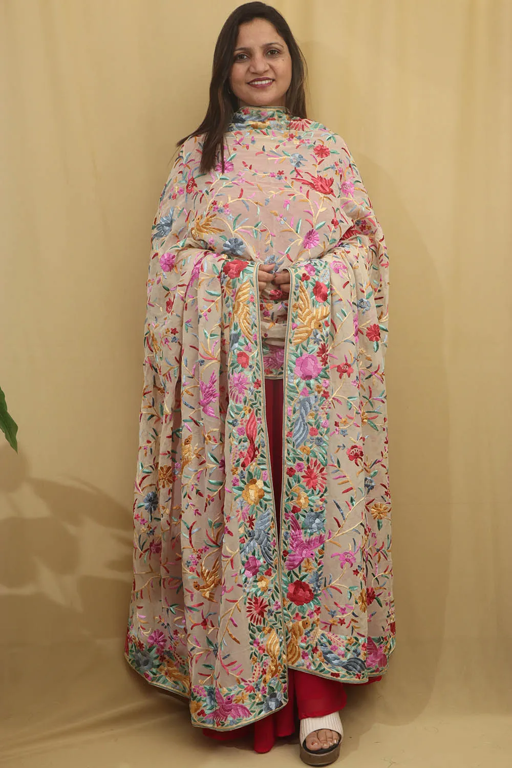 Exquisite Pastel Parsi Georgette Dupatta with Hand Embroidery