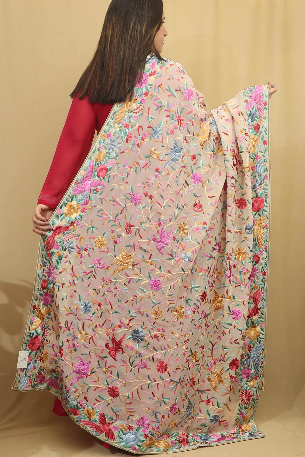 Exquisite Pastel Parsi Georgette Dupatta with Hand Embroidery