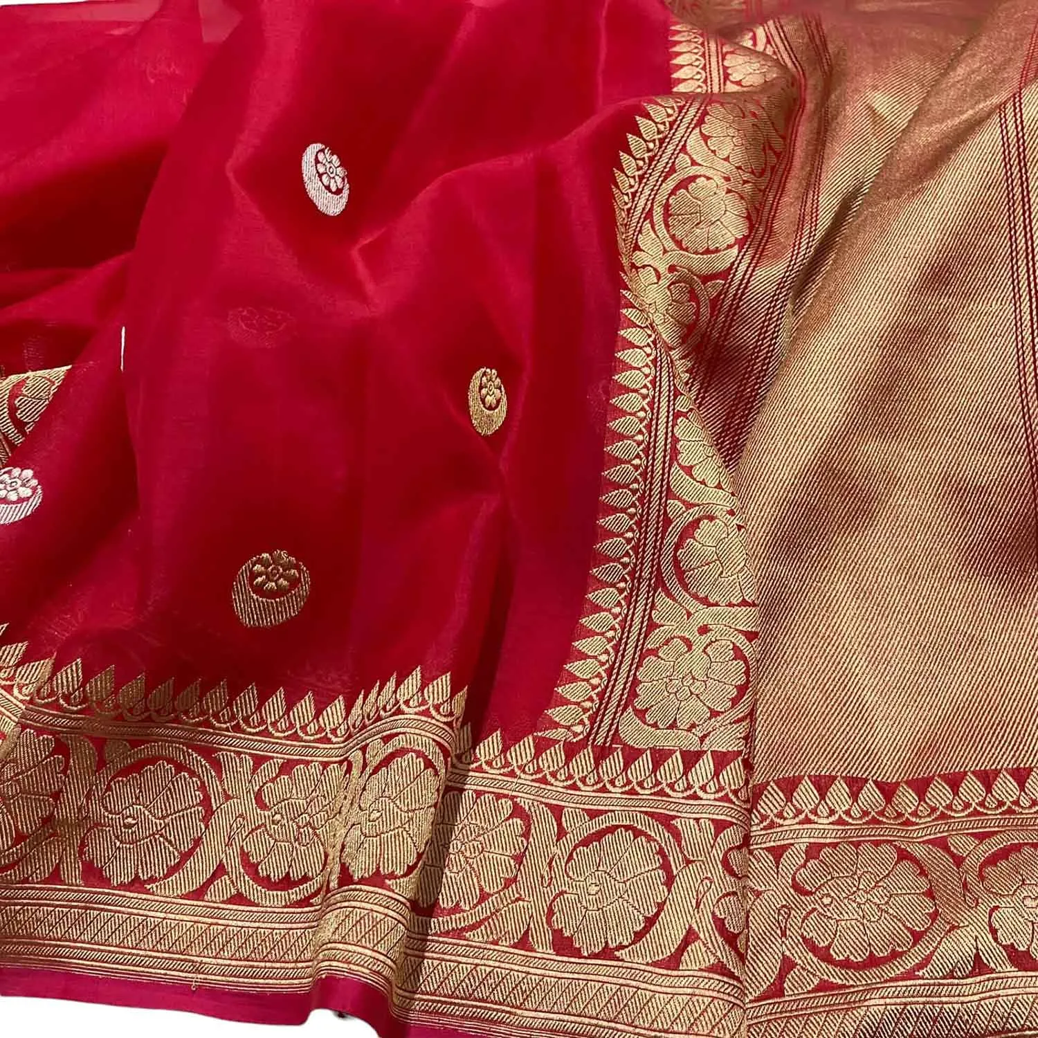 Exquisite Red Handloom Banarasi Pure Kora Silk Saree