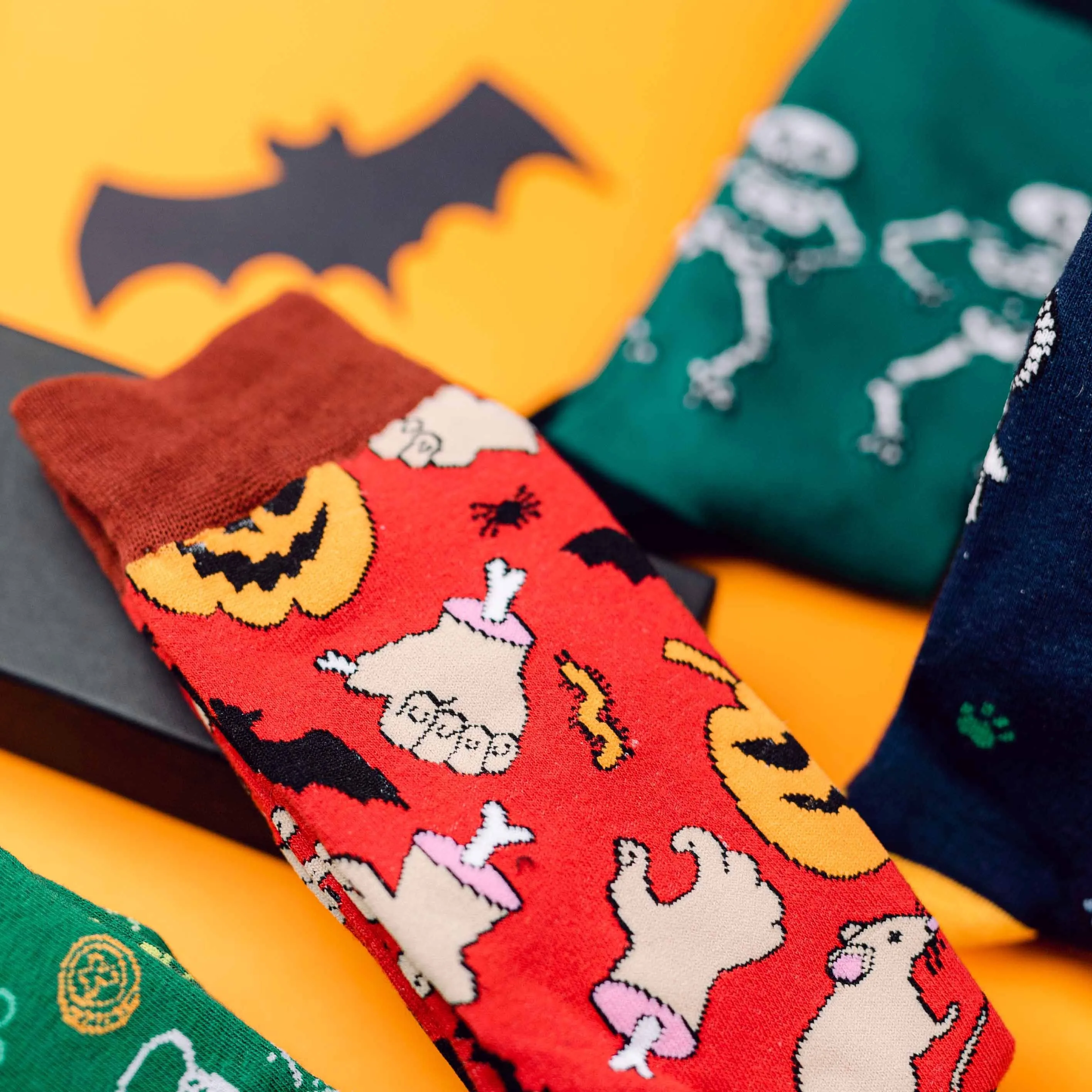 Ghoulish Printed Crew Length Socks