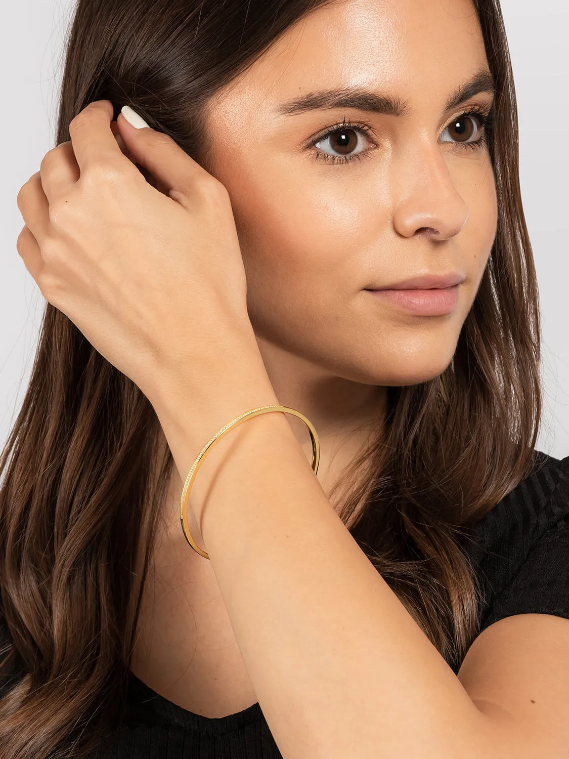 Gift Packaged 'Aaliyah' 18ct Yellow Gold Plated 925 Silver Minimalist Bangle