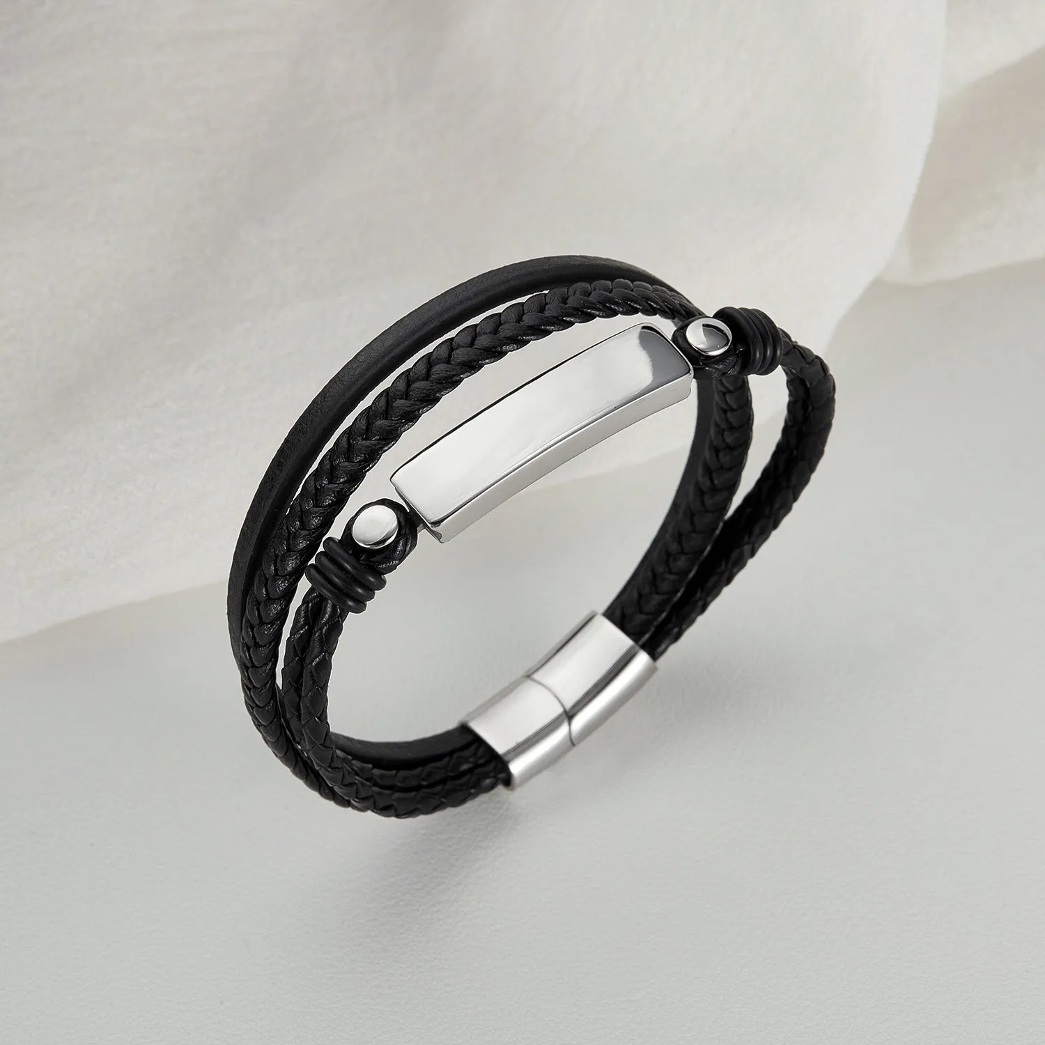 Men's Contemporary Leather Bracelet with Stainless Steel Accents - Sleek and Modern Accessory