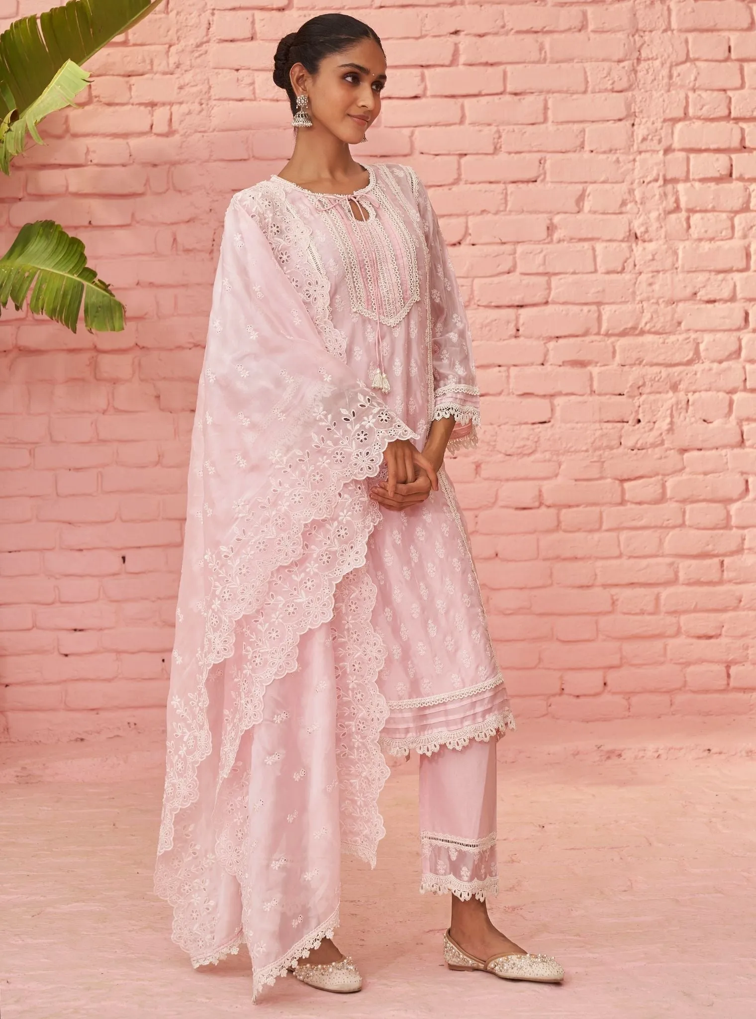 Mulmul Organza Aarina Pink Kurta With Mulmul Cotton Aarina Pink Pant